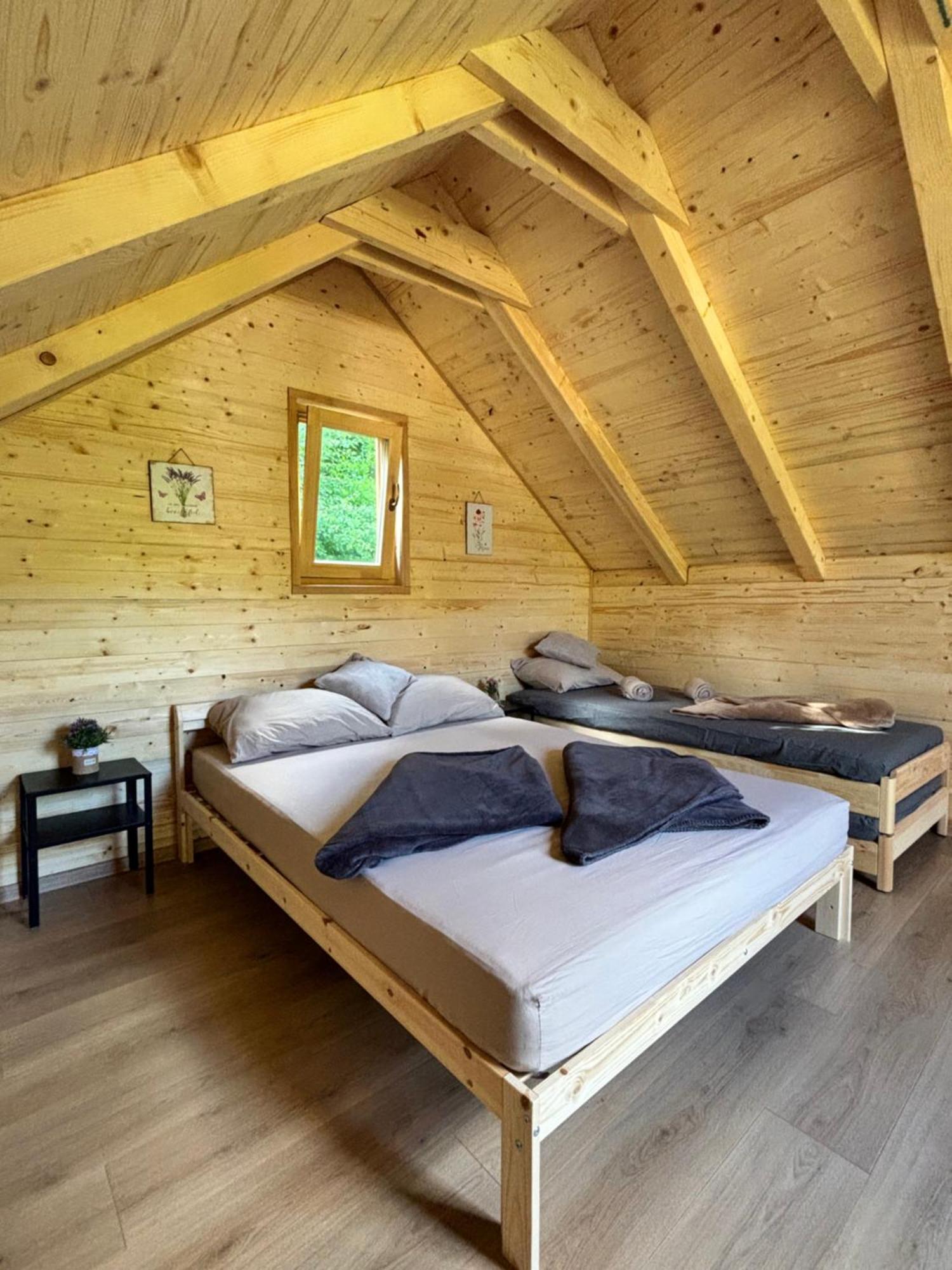 Green River - Robinzonski Kamp Hotel Duga Resa Exterior photo